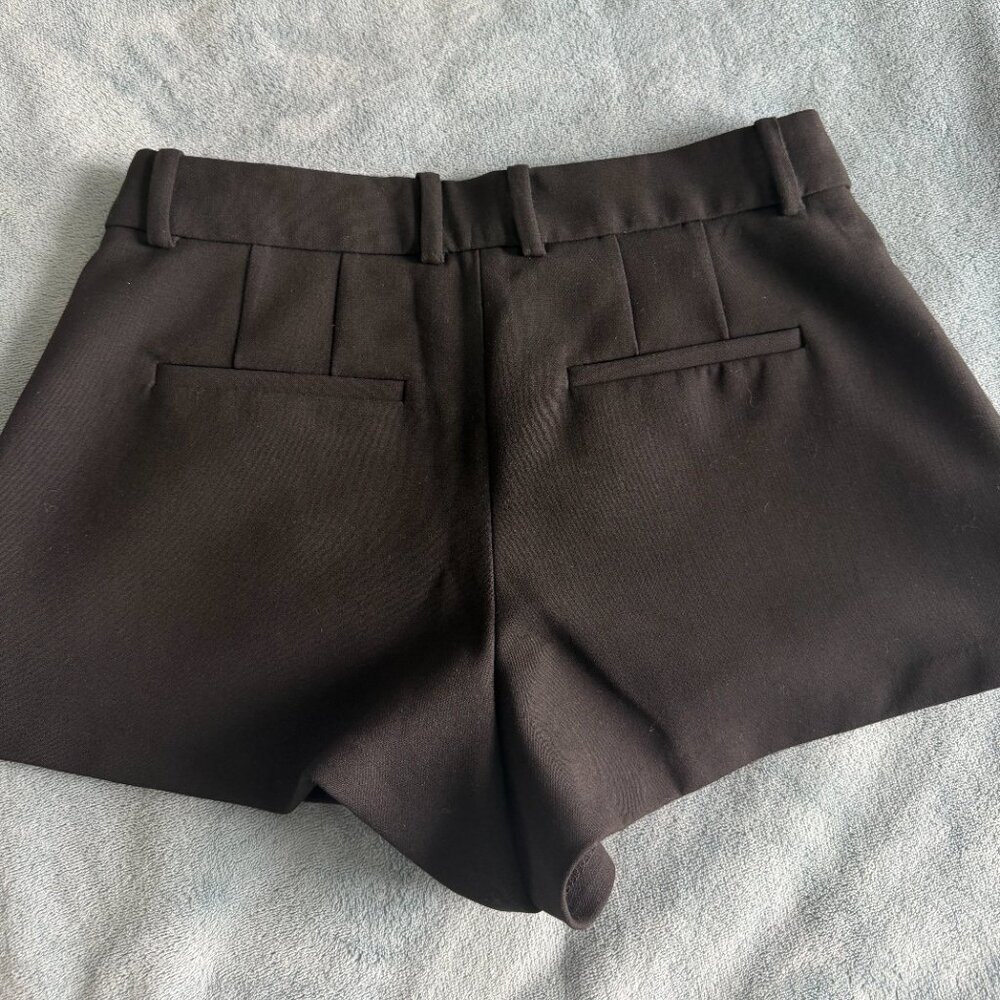 Babaton shorts - Picture 2 of 4